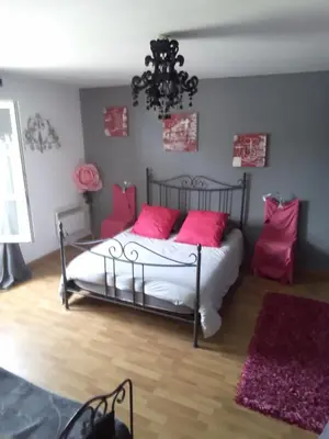 Un ou plusieurs lits dans un hébergement de l'établissement appartement complet 11 la roche racan 37370