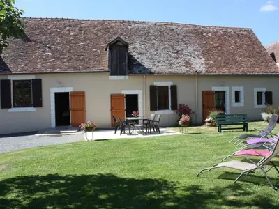 Jardin de l'établissement Maison familiale avec jardin clos, proche des activités et loisirs, internet inclus - FR-1-410-129