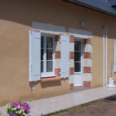 Charmante Fermette Rénovée avec Terrasse Privative et Vélos