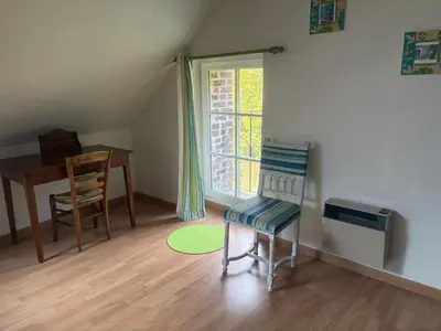 Plan de l'établissement Gîte spacieux rénové en 1850 avec grand jardin, terrasse, jeux pour enfants et équipements modernes ! - FR-1-410-172