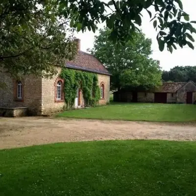 Gîte familial & authentique avec jardin arboré
