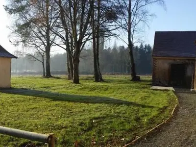 Jardin de l'établissement Fermette charmante, nature préservée, forêt de Bercé, détente, cheminée, grand jardin, proche Le Mans - FR-1-410-210
