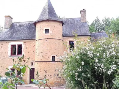 Jardin de l'établissement Charme et authenticité : gîte pour 4 pers. en bord de rivière avec jardin enchanteur en Sarthe - FR-1-410-236