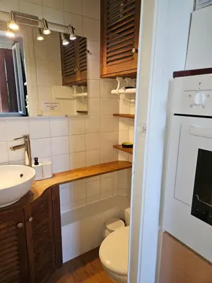 Salle de bains dans l'établissement Appart T2 Quartier Beaujardin