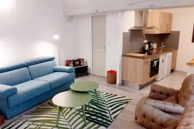 Cuisine ou kitchenette dans l'établissement Passage du Cygne