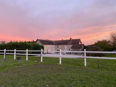 Lever ou coucher de soleil vu de l'appartement ou à proximité