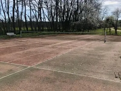 Tennis ou squash au sein de la maison de vacances ou à proximité