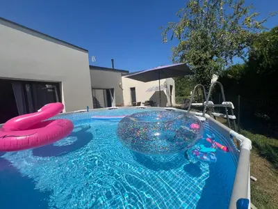 Piscine de l'établissement Quiniere - Entre Lac et Forêt - 25 m2 indépendant avec piscine ou située à proximité
