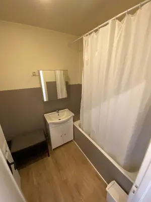 Plan de l'établissement Chambre DELUXE (Jupiter) calme-Gare & Hyper centre