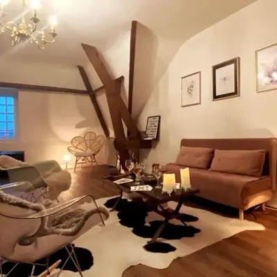 Grand appartement place Saint-Pierre