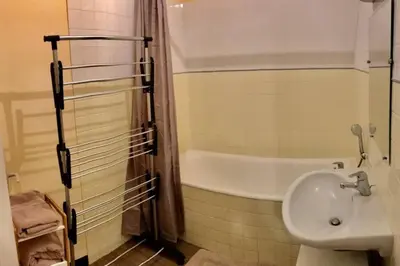 Salle de bains dans l'établissement Appart T2 Gare TGV spacieux et tout équipé