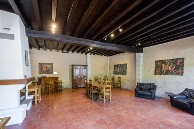 Coin salon dans l'établissement La Closerie Saint-Vincent, chambres d'hôtes Amboise