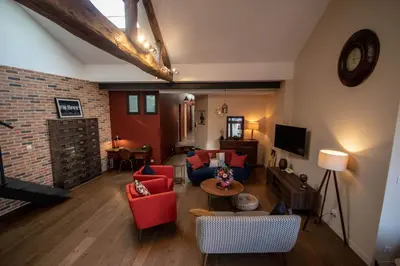 Coin salon dans l'établissement l'Atelier Chambourdin - Maison/Loft Centre Blois