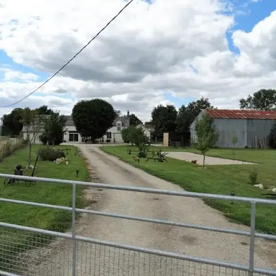 Aux Champs Des Châteaux