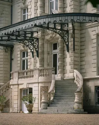 Façade ou entrée de l'établissement Château des Orchidées Stay in a French Castle