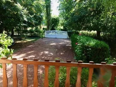 Jardin de l'établissement Gîte Les Hortensias