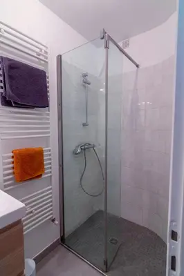 Salle de bains dans l'établissement Le Chanzy-Terrasse privative