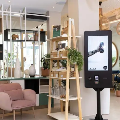 Télévision ou salle de divertissement dans l'établissement Hilton Garden Inn Tours Centre, France