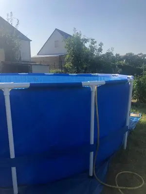 Piscine de l'établissement LA PETITE MAISON DE TATATE ou située à proximité
