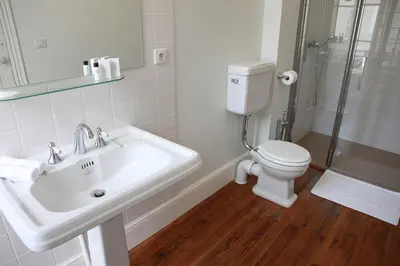 Salle de bains dans l'établissement Hôtel Le Gentleman