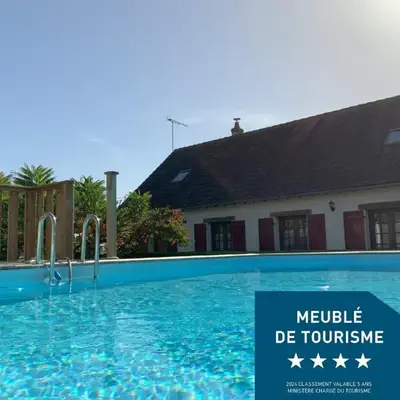 Maison familiale Blois piscine et SPA