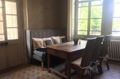Coin salon dans l'établissement Abbey Road Le Thoureil Maison 6 chambres 12 personnes