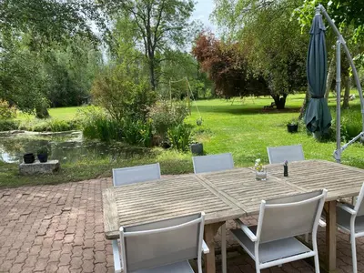 Jardin de l'établissement Le Moulin de Pasnel