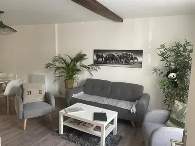 Coin salon dans l'établissement Gîte SOUAÏ ET ZEN , 5 mn du Zooparc de Beauval