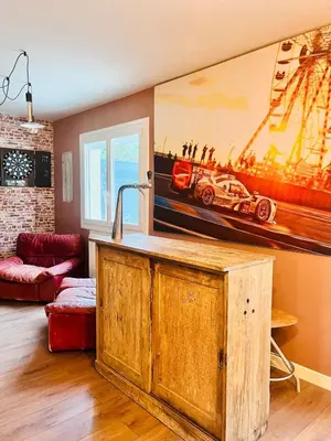Coin salon dans l'établissement Maison 1440 - STORIES, logement Atypique Sport Auto
