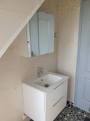 Salle de bains dans l'établissement BELLE MAISON A Ménars