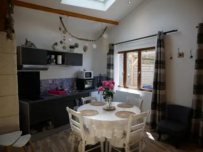 Cuisine ou kitchenette dans l'établissement Au bout du pont