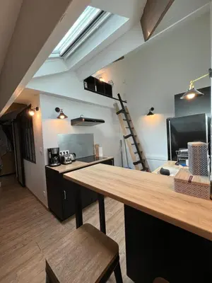 Cuisine ou kitchenette dans l'établissement Le Duplex Chartrain - Séjour au cœur de Blois