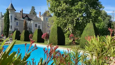 Piscine de l'établissement Le Moulin de Francueil ou située à proximité