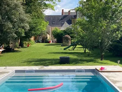 Piscine de l'établissement Chambre Capucine ou située à proximité