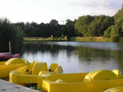 Vue sur la rivière ou le fleuve situé(e) à proximité de le camping