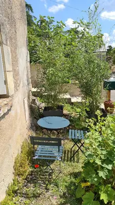 Jardin de l'établissement La Loge de Gabrielle - gîte - 3 étoiles