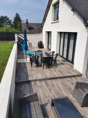 Balcon ou terrasse dans l'établissement Joli appartement avec vue sur la Loire