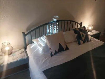Un ou plusieurs lits dans un hébergement de l'établissement La Boussole - Maison meublée 3 chambres 6 pers.