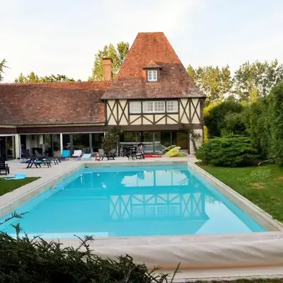 Appartement à la campagne avec piscine