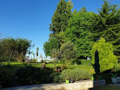 Jardin de l'établissement La Tour du Raygnier