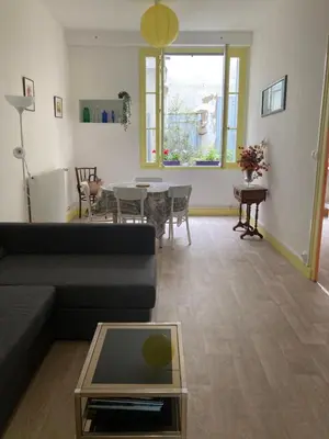 Coin salon dans l'établissement Les Ancres