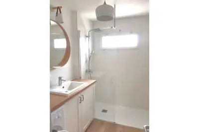 Salle de bains dans l'établissement le Gîte de Cigogne