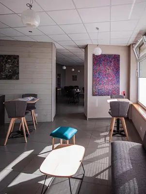Coin salon dans l'établissement lhotel