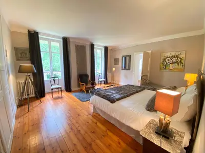 Un ou plusieurs lits dans un hébergement de l'établissement Château de la Coudraie et La Petite Coudraie