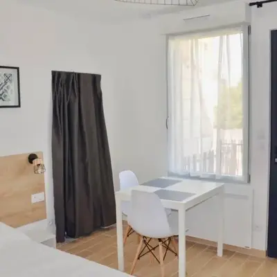 Superbe studio idéalement situé !