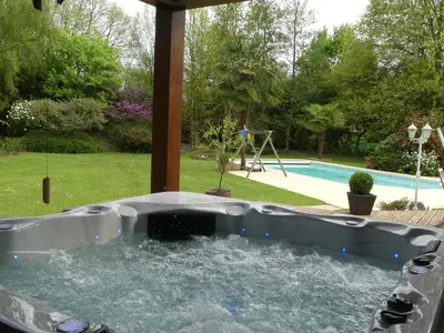 Piscine de l'établissement Residence Labrège T2Duplex Spa Piscine ou située à proximité