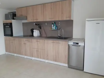 Cuisine ou kitchenette dans l'établissement Les châtillonnes 25 minutes du zoo de beauval