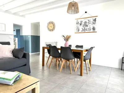 Coin salon dans l'établissement Le clos jasmin - quartier historique de Montlouis