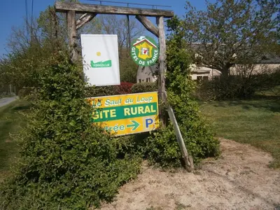Certificat, récompense, panneau ou autre document affiché dans l'établissement Gîte spacieux avec billard, cheminée & terrasse, près de la forêt de Bercé, Wi-Fi & activités nature - FR-1-410-337