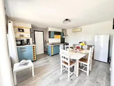 Cuisine ou kitchenette dans l'établissement GITE AU BIEN AITRE